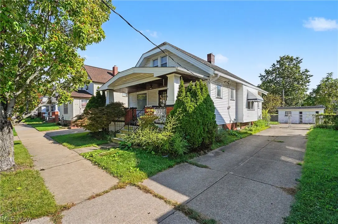 4119 Biddulph Avenue, Cleveland, OH 44109 - #1