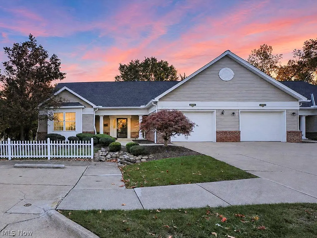 8693 Alexandra Drive #4A, North Royalton, OH 44133 - #1