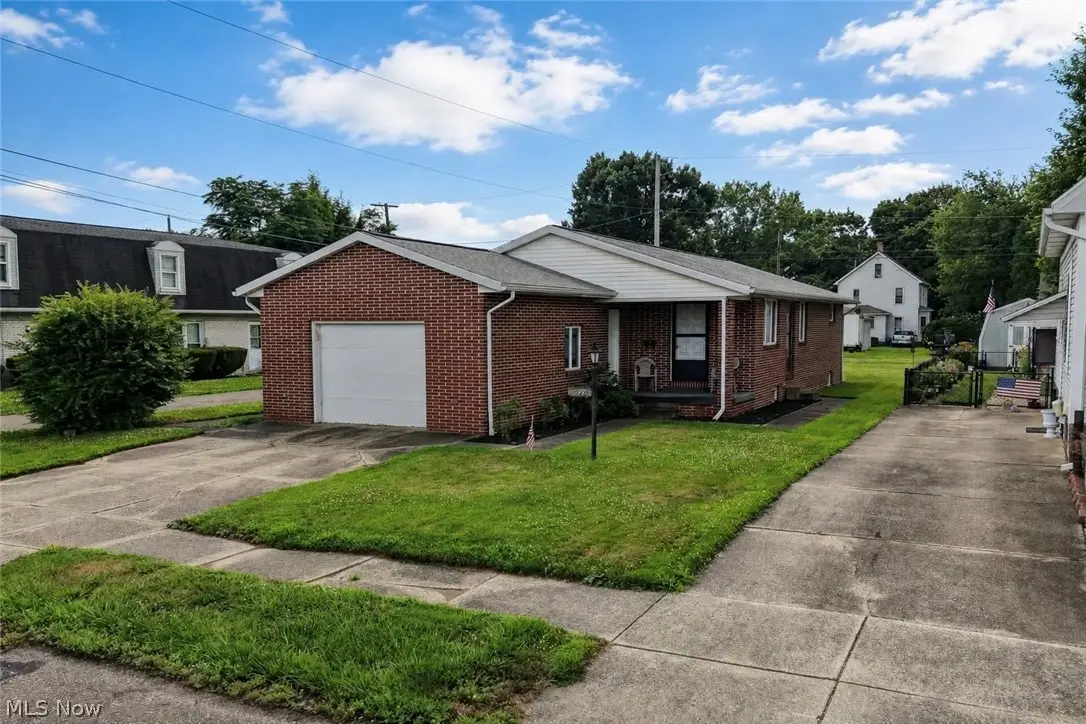 1022 Logan Nw Avenue, New Philadelphia, OH 44663 - #1
