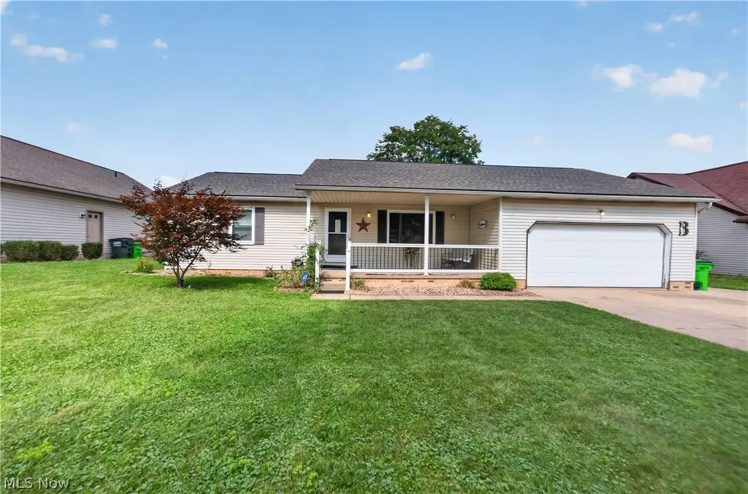 763 Lockwood Road, Barberton, OH 44203 - #1