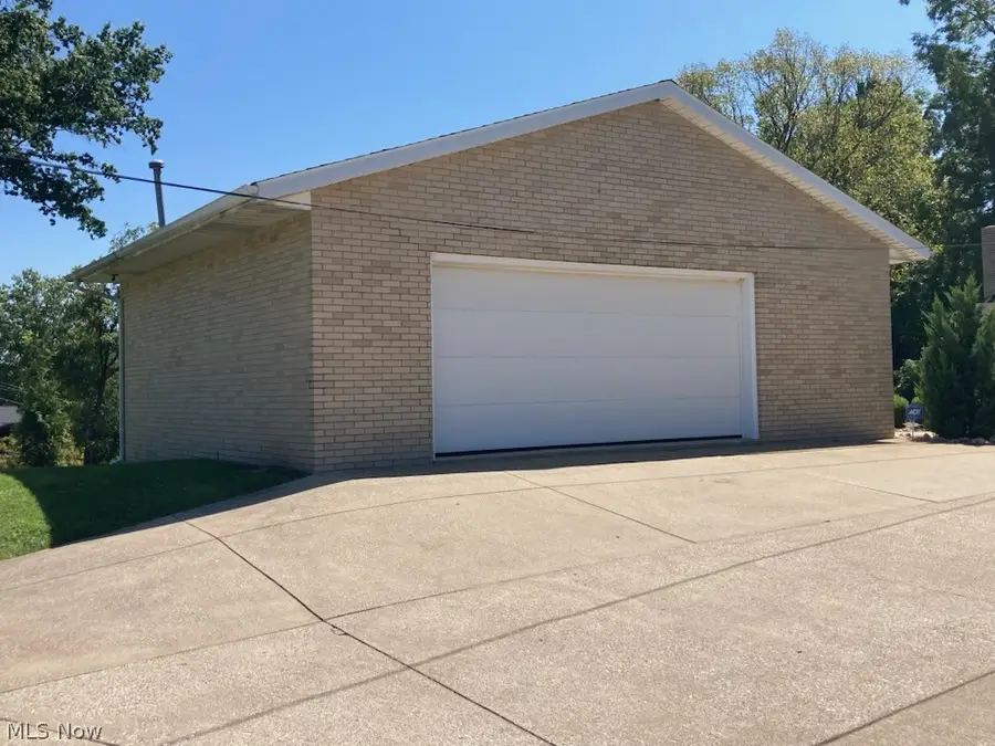 965 N Broadway Street, New Philadelphia, OH 44663 - #2