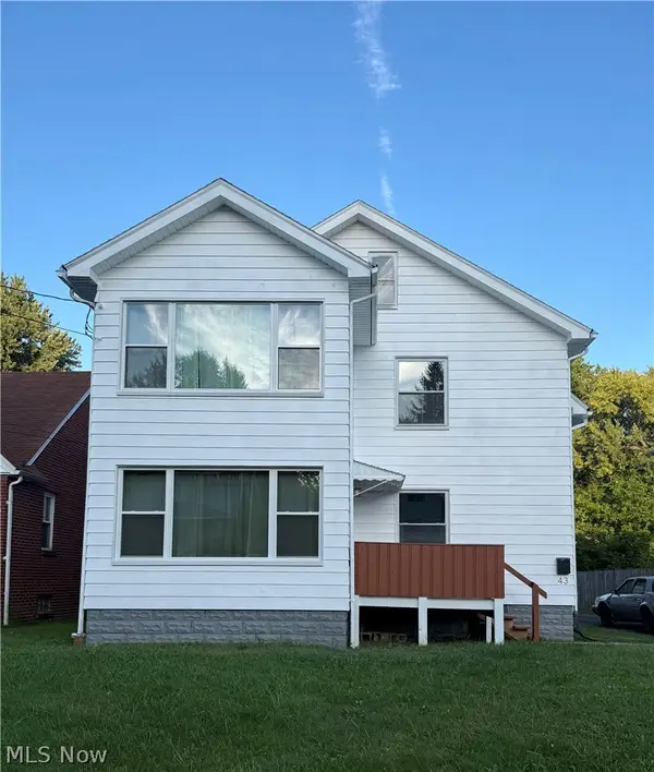 43 Manchester Avenue, Youngstown, OH 44509