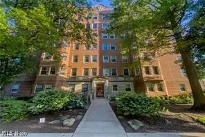 13500 Shaker Boulevard, Cleveland, OH 44120