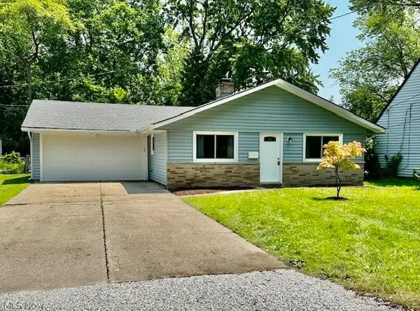 5479 Mooreland Avenue, Mentor on the Lake, OH 44060