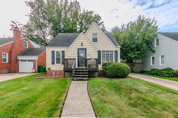 28618 Gilchrist Drive, Willowick, OH 44095