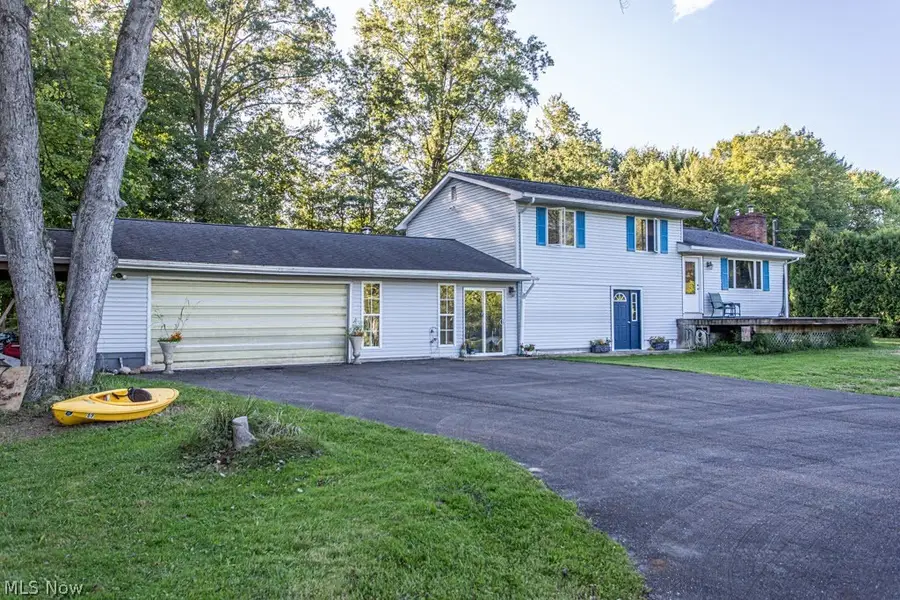 1386 Jewel Bay Road, Cortland, OH 44410 - #2
