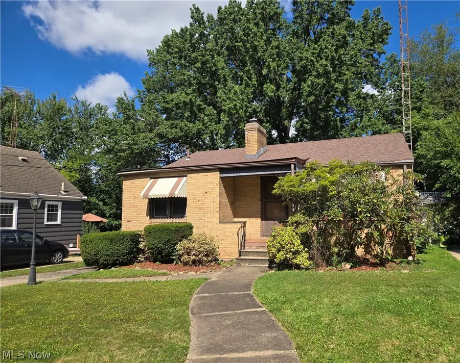 1601 19th Nw Street, Canton, OH 44709 - #3