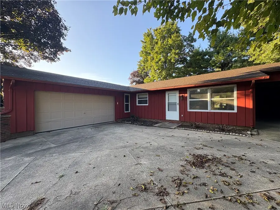 9708 Kennett Ne Square, Bolivar, OH 44612 - #3