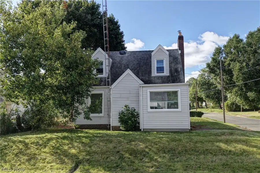 1200 Linwood Sw Avenue, Canton, OH 44710 - #3