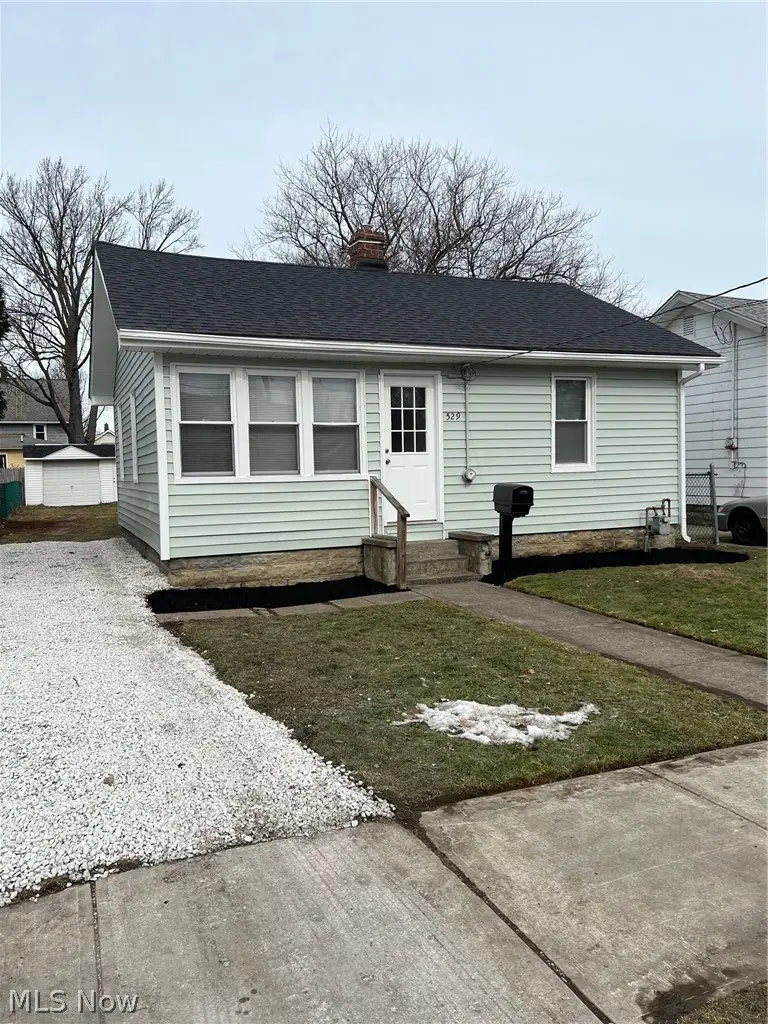 529 Courtland Street, Fairport Harbor, OH 44077 - #1