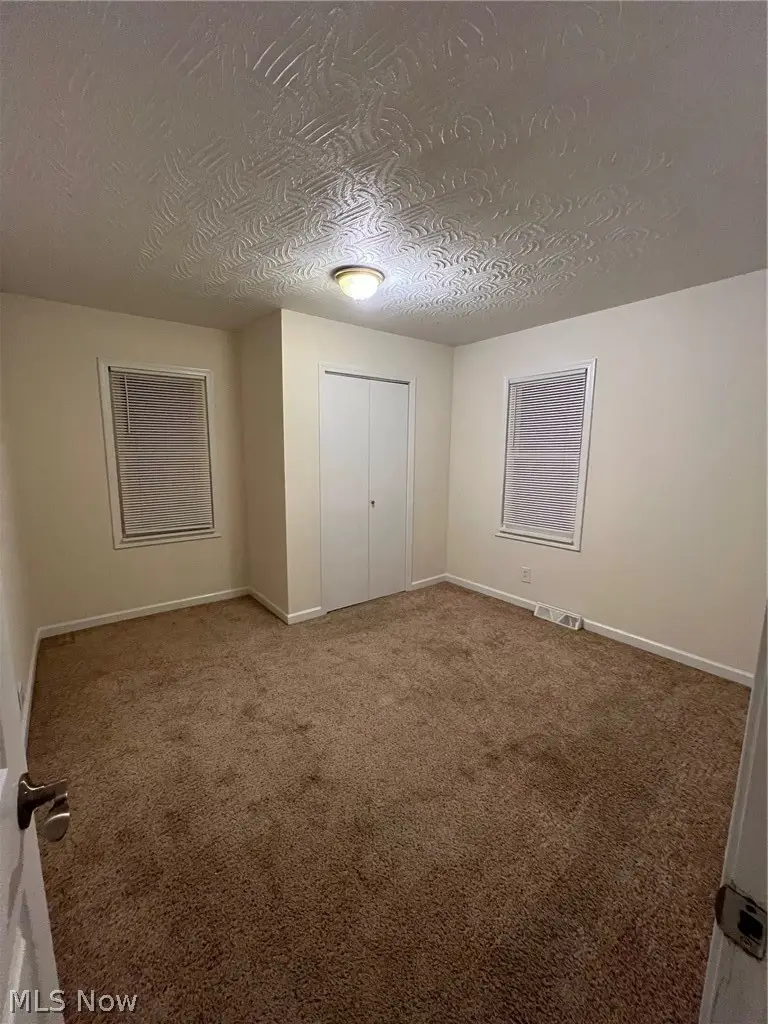 529 Courtland Street, Fairport Harbor, OH 44077 - #3