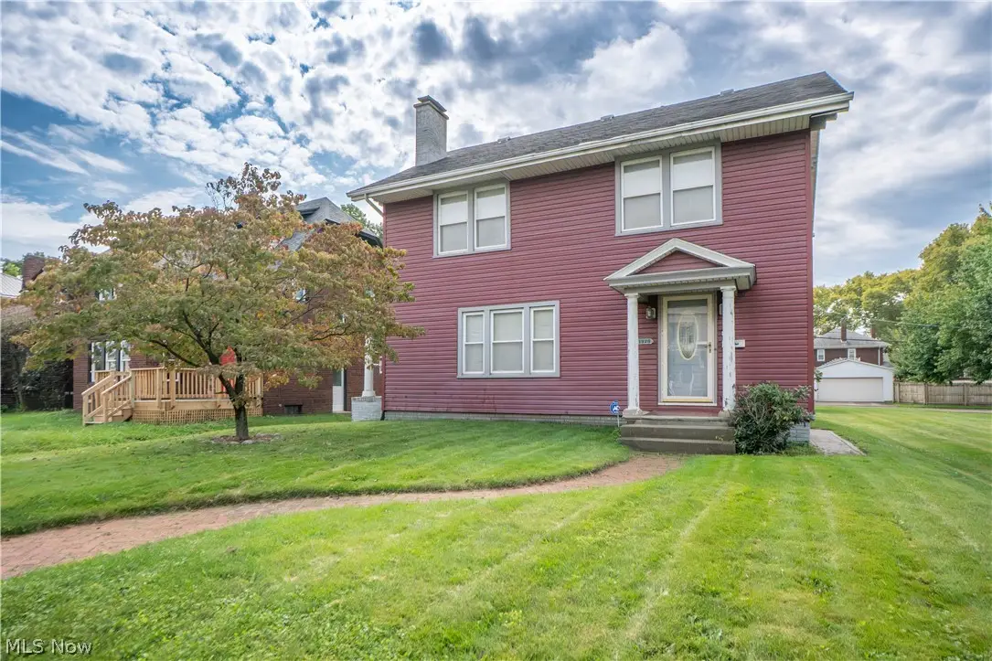 1326 12th Nw Street, Canton, OH 44703 - #1
