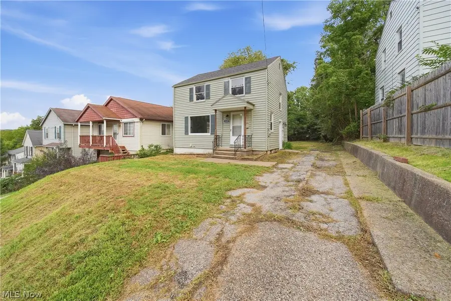 1137 Smithfarm Avenue, Akron, OH 44305 - #3