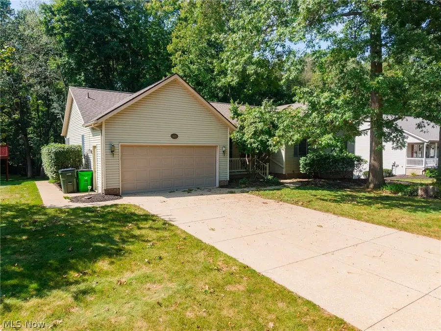 4606 Country Ln, Wooster, OH 44691 - #2