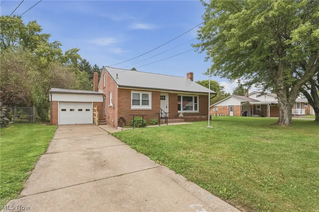 712 Mcdaniel Avenue, Minerva, OH 44657 - #1