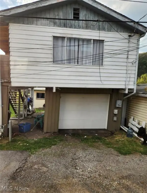 805 Clover Alley, Wellsville, OH 43968