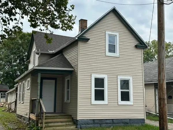 3233 Trowbridge Avenue, Cleveland, OH 44109