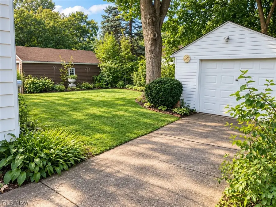 888 Caddo Avenue, Akron, OH 44305 - #3