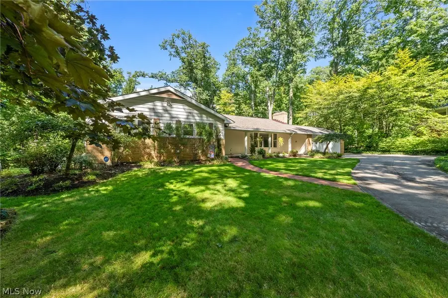 7361 Briar Hill Drive, Kirtland, OH 44094 - #2