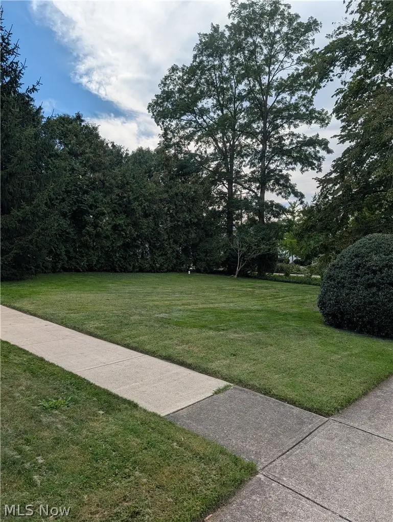 793 Park Avenue, Amherst, OH 44001 - #2