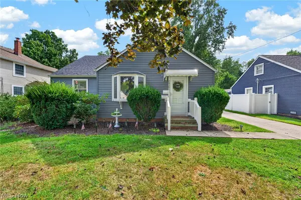 24301 Smith Avenue, Westlake, OH 44145