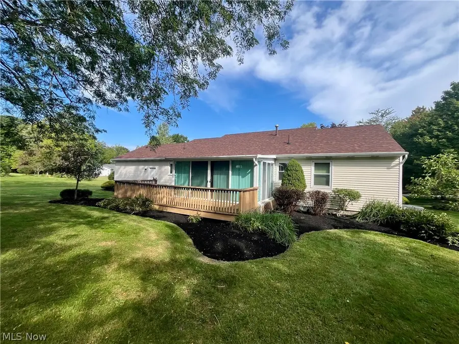 12 Surrey Lane, Geneva, OH 44041 - #2