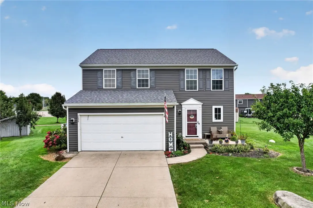 2698 Dutch Ne Circle, Canton, OH 44721 - #1