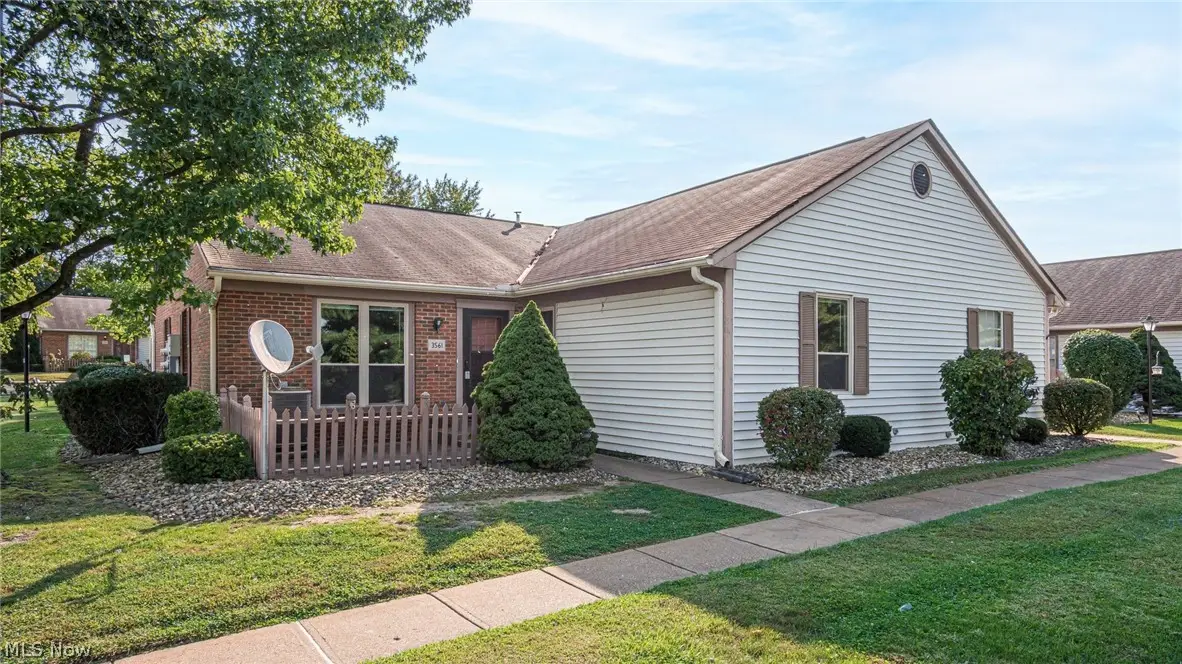 3561 Chesapeake Drive, Zanesville, OH 43701 - #1