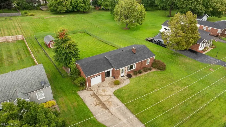 2388 W Manor Avenue, Poland, OH 44514 - #2