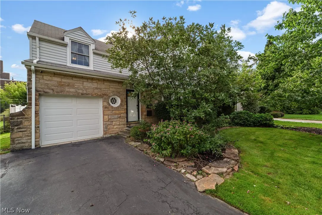 2187 S Belvoir Boulevard, University Heights, OH 44118 - #1