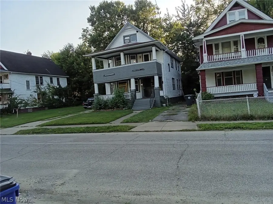 626 E 130th Street, Cleveland, OH 44108 - #3