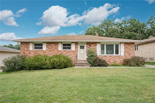 6449 S Park Boulevard, Parma, OH 44134