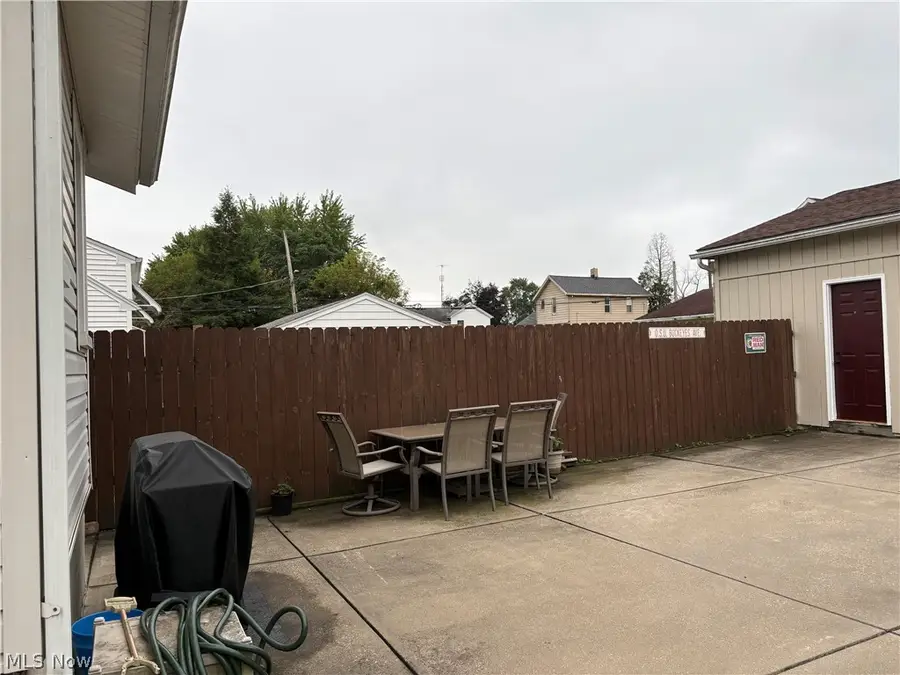 308 Hyde Avenue, Niles, OH 44446 - #2
