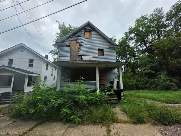 384 Turner Street, Akron, OH 44304