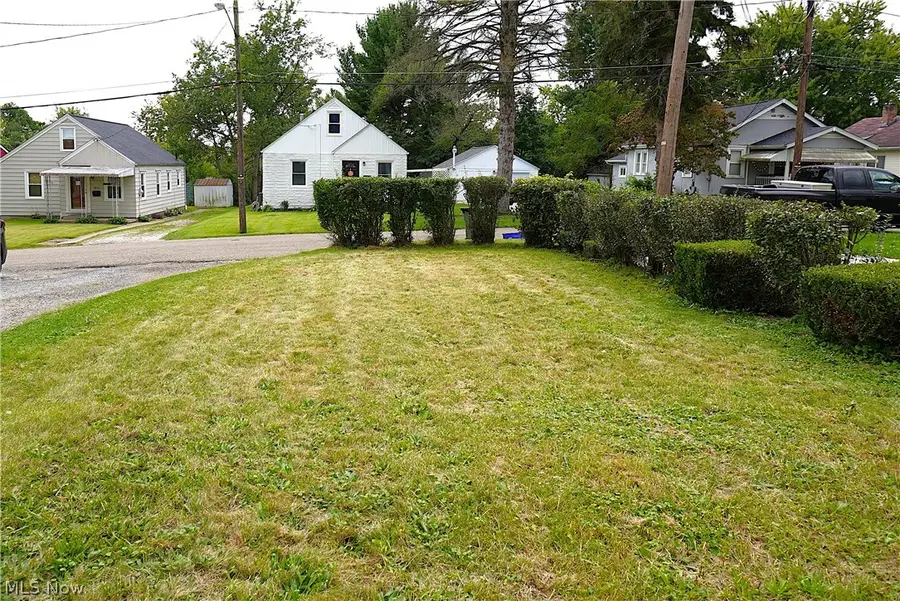 1613 24th Ne Street, Canton, OH 44714 - #2