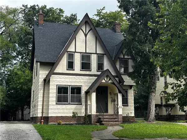 3533 Cedarbrook Road, University Heights, OH 44118