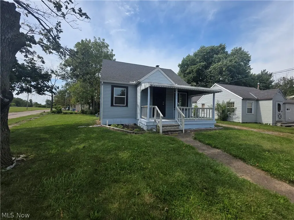 1936 Lakeview Avenue, Lorain, OH 44053 - #1