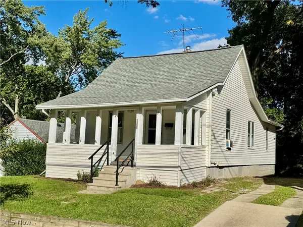 1305 Big Falls Avenue, Akron, OH 44310