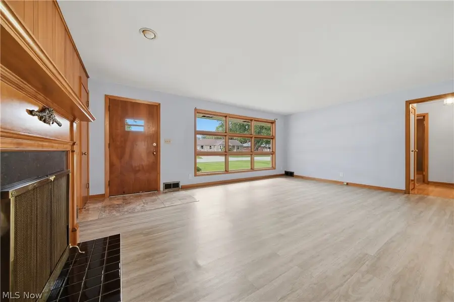 3400 22nd Nw Street, Canton, OH 44708 - #2