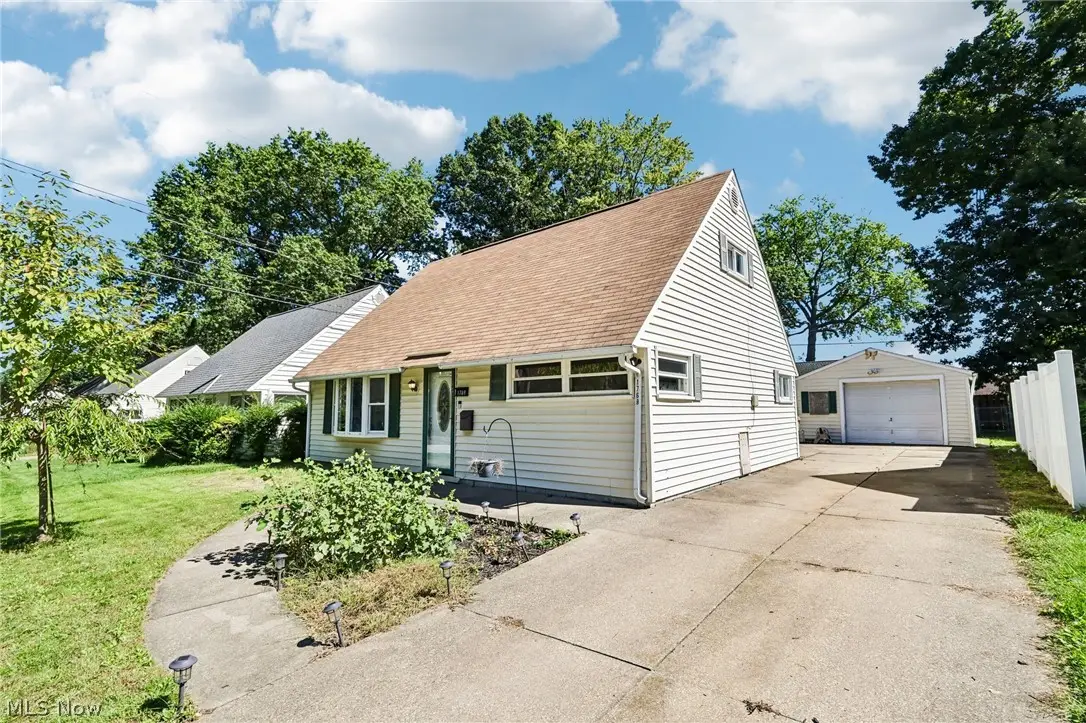 1769 Windsor Street, Cuyahoga Falls, OH 44221 - #1