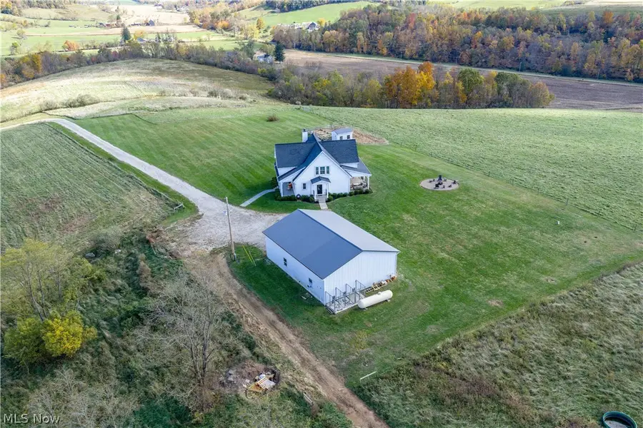 1460 Miller Sw Road, New Philadelphia, OH 44663 - #3