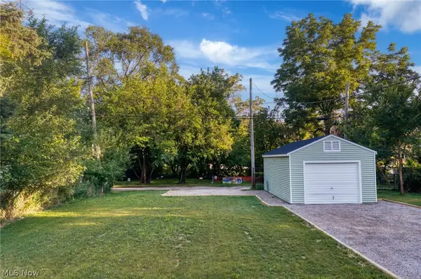 6209 Pear Avenue, Cleveland, OH 44102