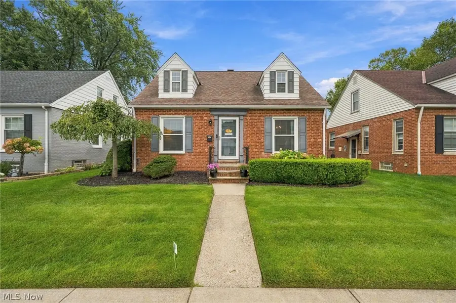 589 S Falmouth Drive, Rocky River, OH 44116 - #2