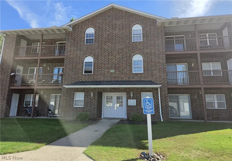 1150 Tollis Parkway, Broadview Heights, OH 44147 - #3