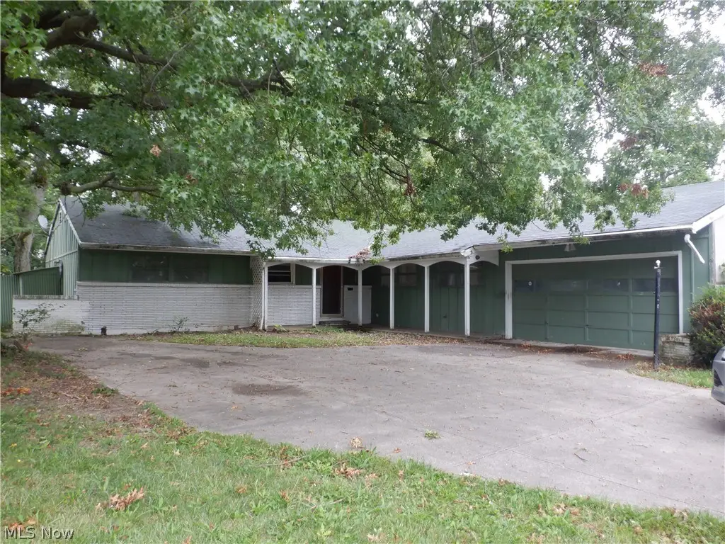 2091 Lee Boulevard, East Cleveland, OH 44112 - #1