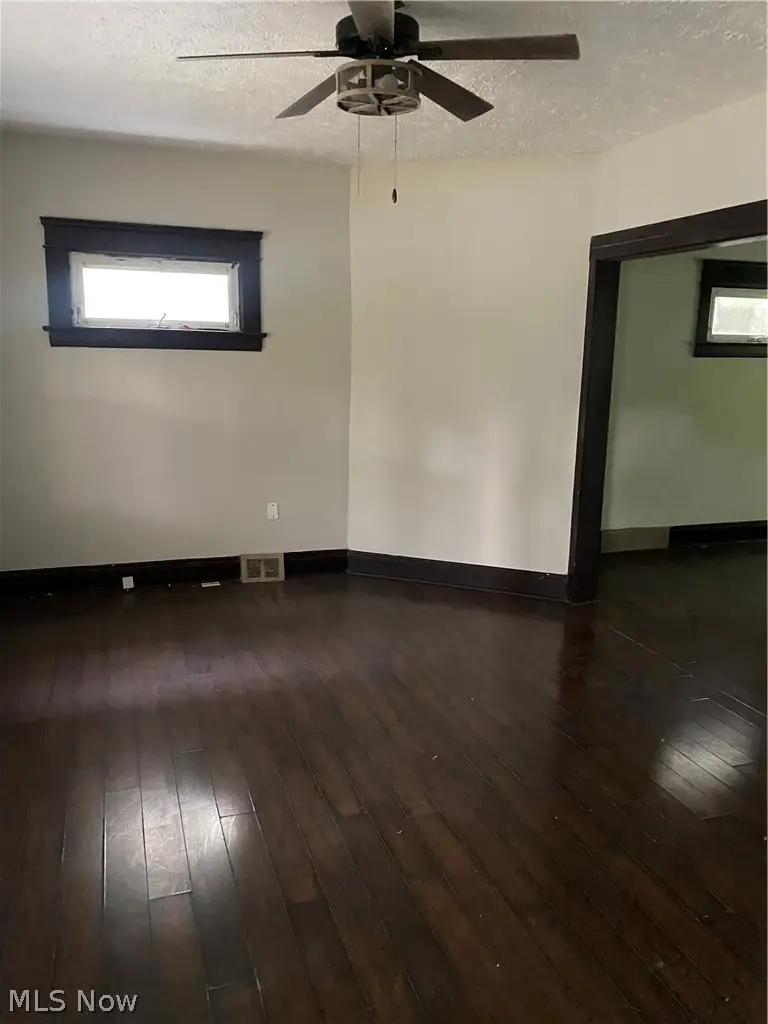 10325 Yale Avenue, Cleveland, OH 44108 - #2