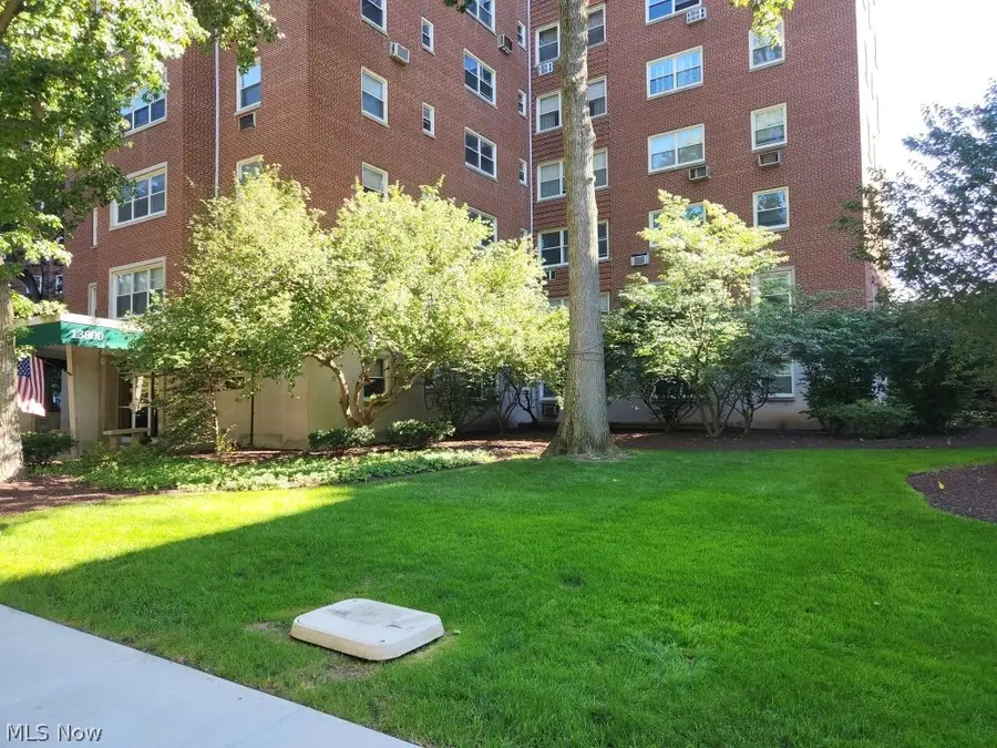 13800 Shaker Boulevard #1102, Cleveland, OH 44120 - #2