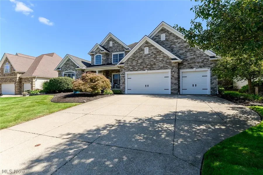3407 Chadwick Drive, Uniontown, OH 44685 - #2