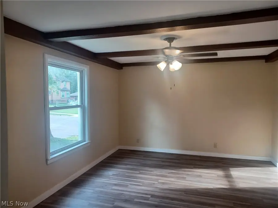 148 Elm Street, Struthers, OH 44471 - #3