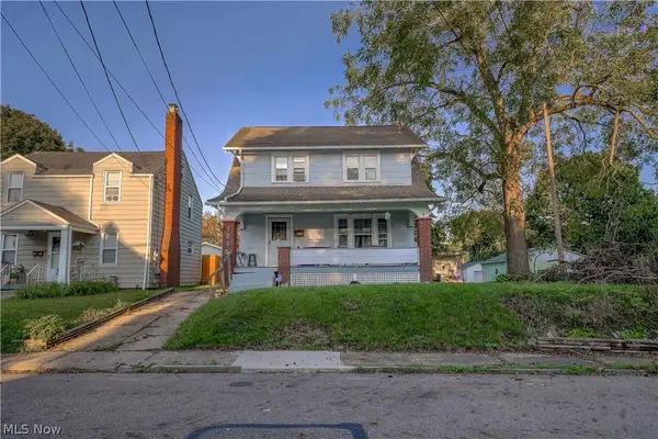1215 Bellflower Sw Avenue, Canton, OH 44710